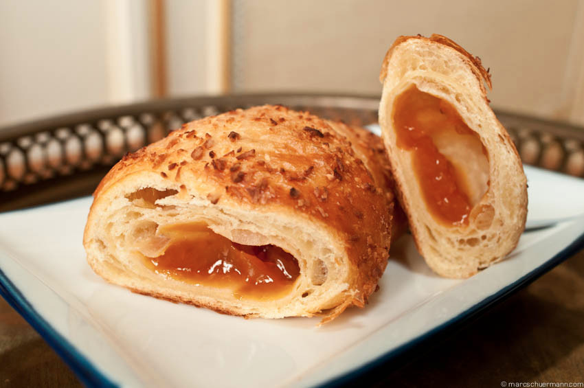 <h5>Croissant mit Aprikose</h5>