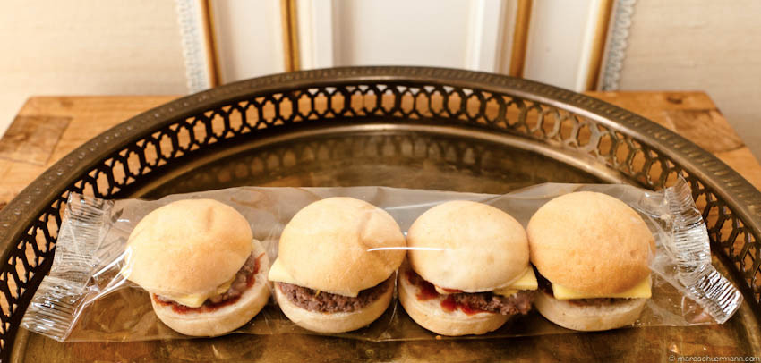 <h5>Cheese Burger Mini</h5>
