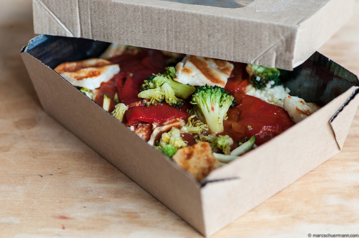<h5>Couscous mit Haloumi und Gemüse und Sauce</h5>