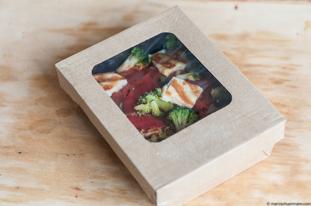 <h5>Couscous mit Haloumi und Gemüse und Sauce</h5>