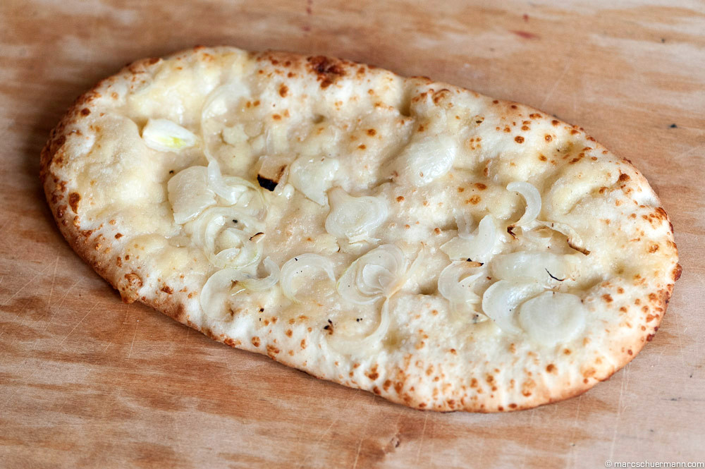 <h5>Focaccine mit Zwiebeln</h5>