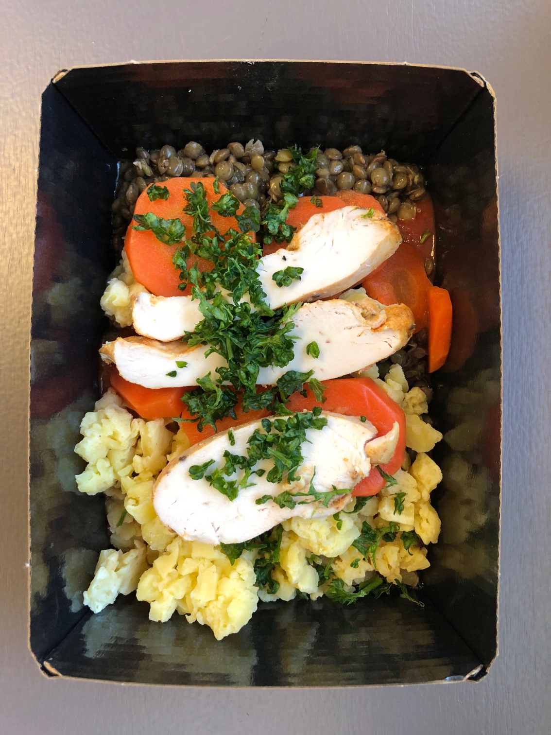<h5>Lunch Box neu auch mit Chicken</h5>
