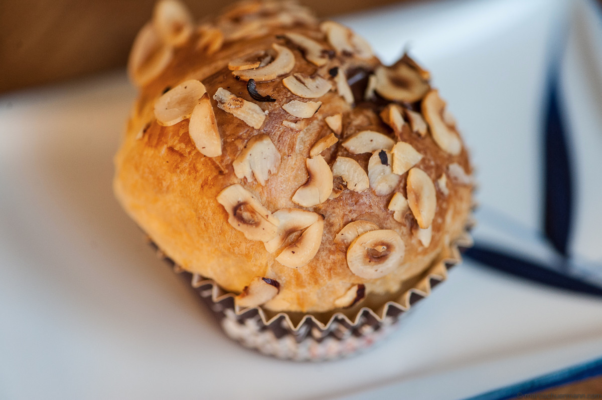 <h5>Croiffin – Muffin mit Croissant-Teig, bestreut mit Mandeln und gefüllt mit Original Nutella.</h5>
